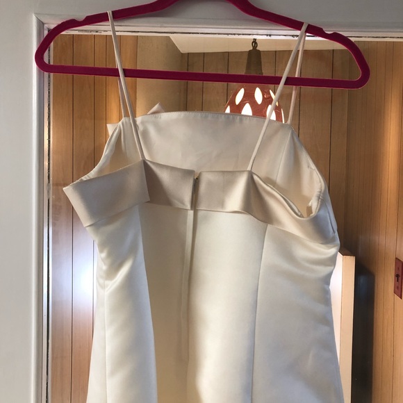 David’s bridal cream dress - Picture 4 of 5